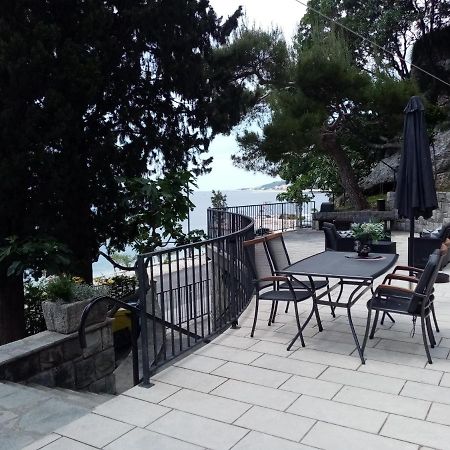 Apartment Zizi Омиш Экстерьер фото