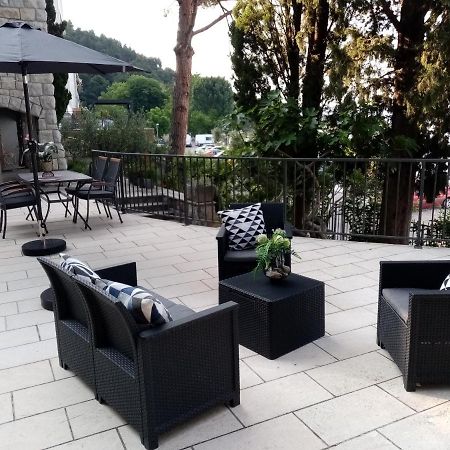 Apartment Zizi Омиш Экстерьер фото